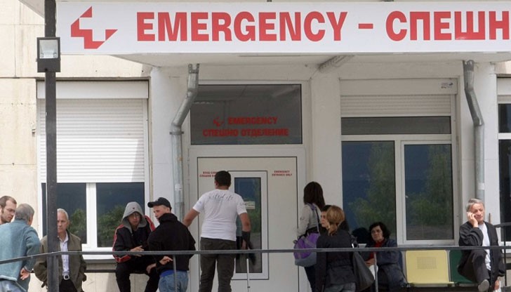 Професор Стефан Станчев е нападнат пред дома му от двама маскирани