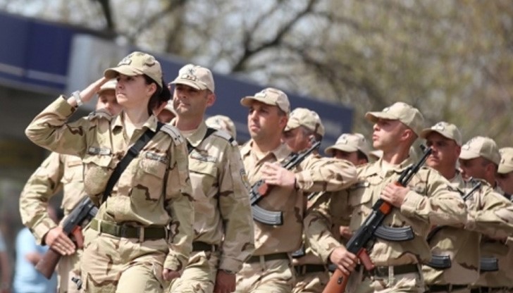 Това е лейтентант Славена Желязкова