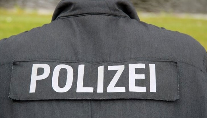 Трима души са ранени в бомбардировка над сикхски храм Трима души са ранени в бомбардировка над сикхски храм