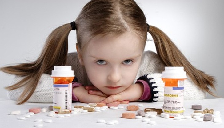 В България, а и в цяла Европа изпитания на нови медикаменти се правят само върху деца със заболявания, уточни д-р Борисов В България, а и в цяла Европа изпитания на нови медикаменти се правят само върху деца със заболявания, уточни д-р Борисов