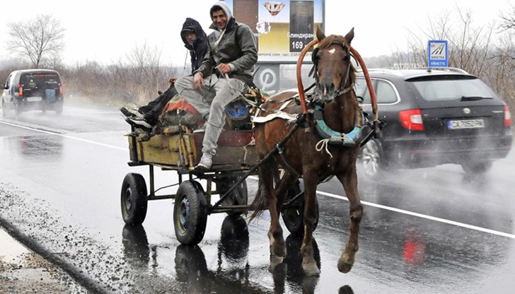 Двамата тъкмо излезли от затвора, отново попаднаха в полезрението на полицията /снимката е илюстративна/ Двамата тъкмо излезли от затвора, отново попаднаха в полезрението на полицията /снимката е илюстративна/