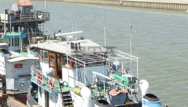 Вчера край Русе е пристигнал първият круизен кораб за новия сезон със 147 пътници на борда