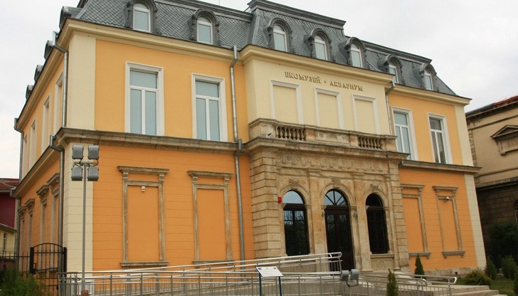 Поради огромното количество, днес медиите са поканени на продължителна дегустация