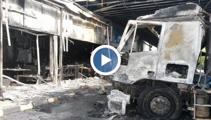 Всичко избухна в пламъци за секунди, разказва Асен