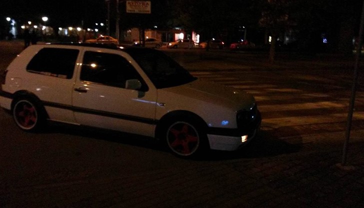 Паркирането по пешеходните пътеки е практика за много шофьори