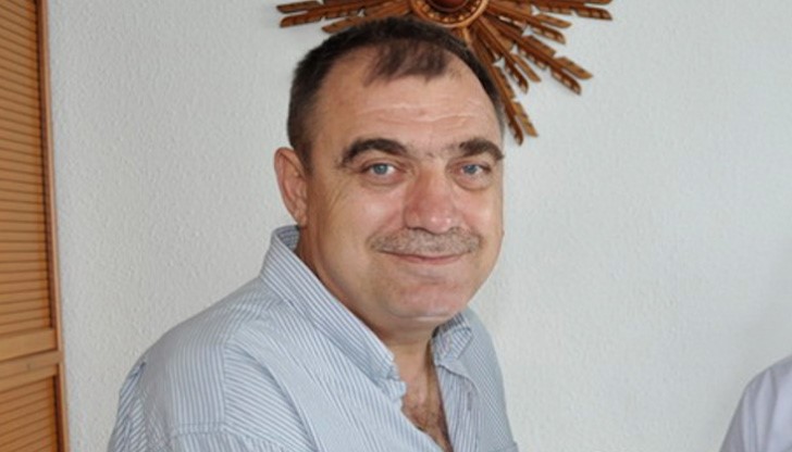 Сърцето на проф. Колев не издържа на скандала и той е в болница Сърцето на проф. Колев не издържа на скандала и той е в болница