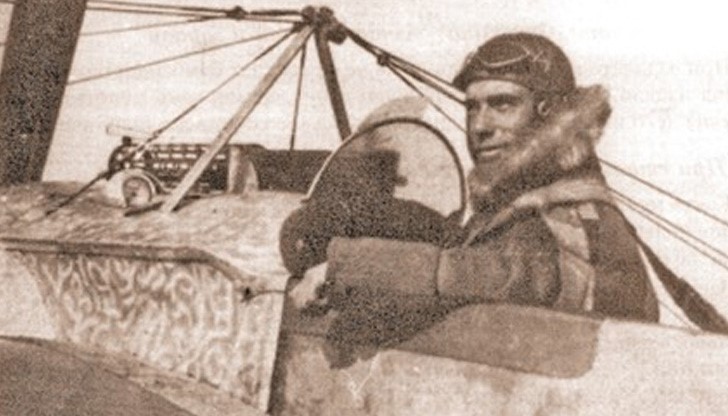 Марко Първанов и самолетът “Фокер”