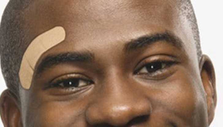 Чернокожите смятат, че лепенките са твърде бели, а това си е чист расизъм Чернокожите смятат, че лепенките са твърде бели, а това си е чист расизъм