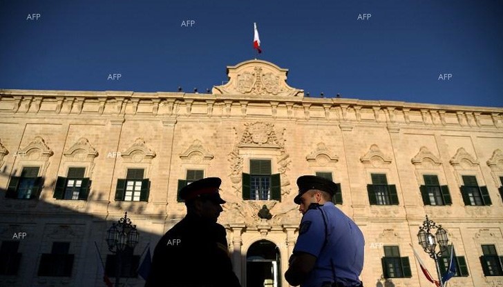 Въпреки, че е признал за наръгването на сърбина, Атанасов твърди, че то е било извършено при самоотбрана Въпреки, че е признал за наръгването на сърбина, Атанасов твърди, че то е било извършено при самоотбрана