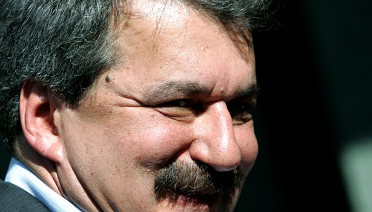 Името на Тодор Батков излиза като акционер на офшорни компании в “Документите от Панама” Името на Тодор Батков излиза като акционер на офшорни компании в “Документите от Панама”