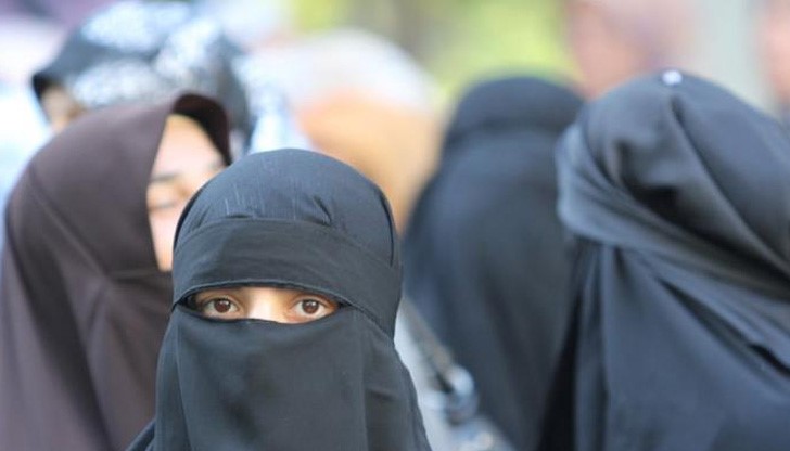 „Циганин“ не е етнос, а начин на живот, а срещу пари и обещание за 72 девици ситуацията рязко се променя „Циганин“ не е етнос, а начин на живот, а срещу пари и обещание за 72 девици ситуацията рязко се променя