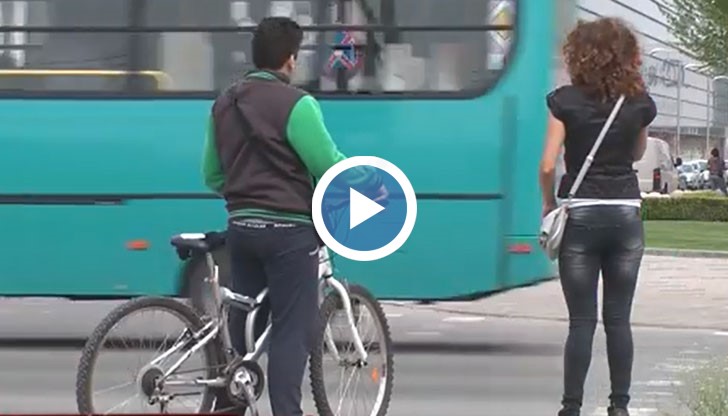 Според русенци при такъв трафик би било добре да има регулировчик...