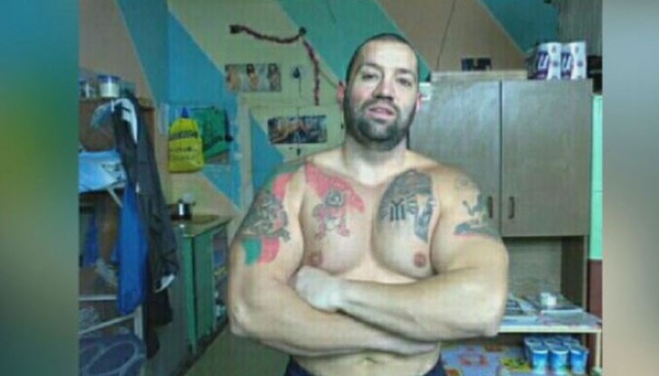 Всеки затворник у нас може да получи телефон зад решетките през оградата на затвора или чрез пратка от надзирател