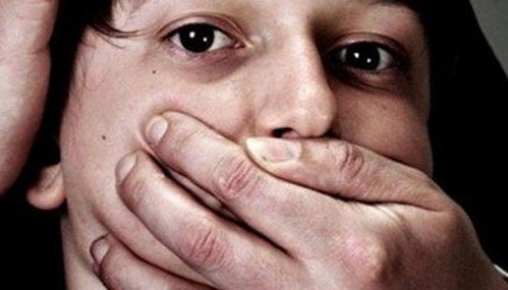 Педофилът примамвал децата чрез социалната мрежа „Фейсбук“