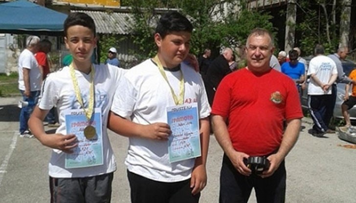 Клубът се подготвя още за националния шампионат и за отворена купа на България Клубът се подготвя още за националния шампионат и за отворена купа на България