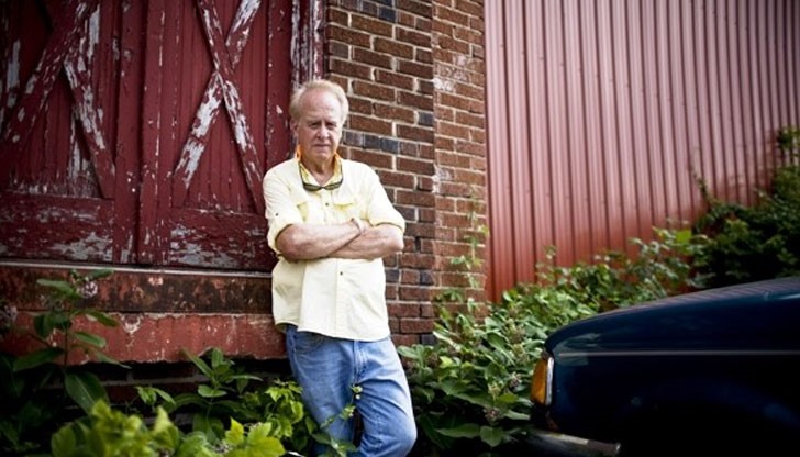 Род Даниел започва кариерата си в киното през 1962 година като актьор