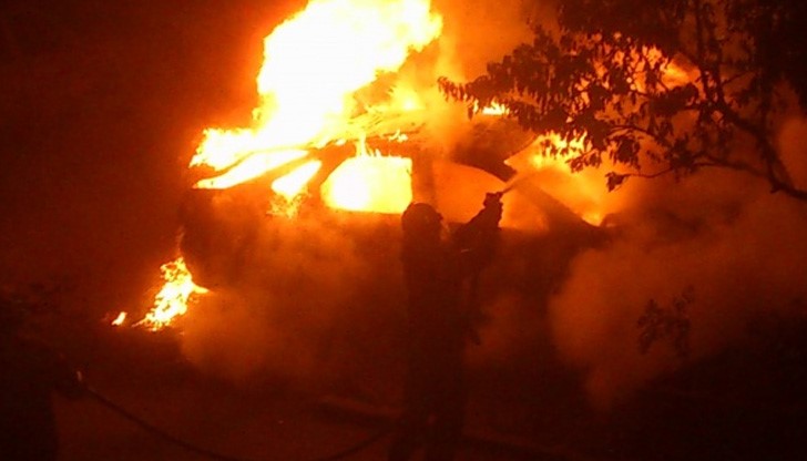 Полицията не изключва умишлен палеж /снимката е илюстративна/ Полицията не изключва умишлен палеж /снимката е илюстративна/