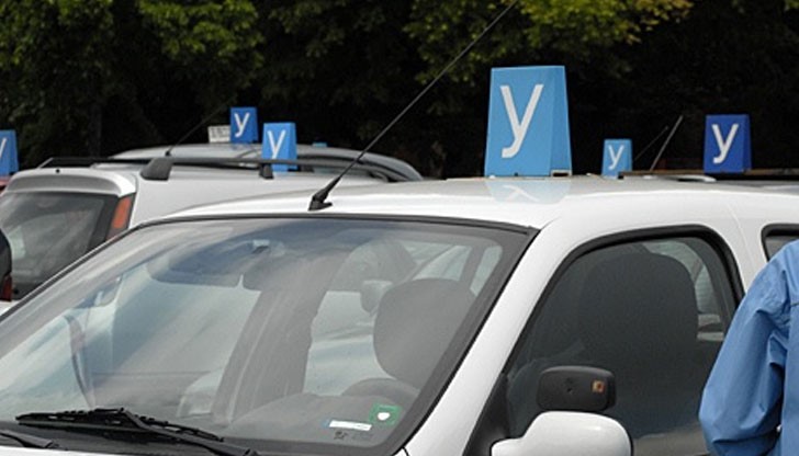 Под покровителството на изпълнителния директор на бившата ДАИ Цветелин Цветанов са продавани свидетелства за управление на неграмотни българи и чужденци