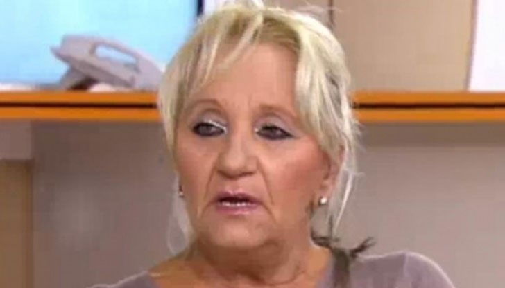 Най-възрастната проститутка в България - Рени, все още си върши работата