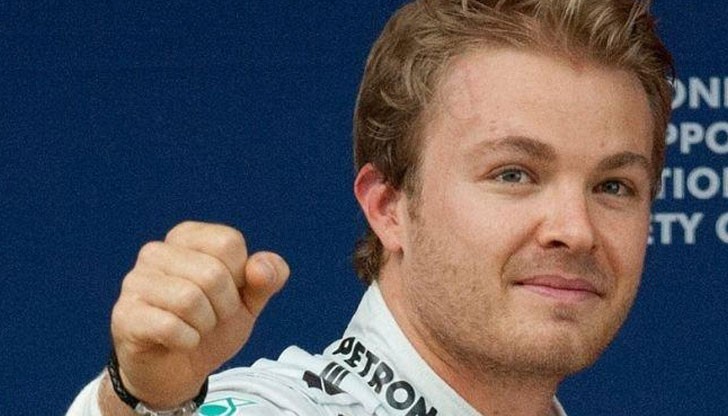 Розберг е спасил живота на детенце, давещо се във водите на един от плажовете в Монако Розберг е спасил живота на детенце, давещо се във водите на един от плажовете в Монако