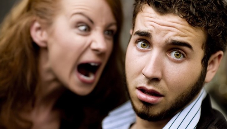 Повечето от съвременните млади жени не умеят да мият чинии, считат готвенето и прането на чорапи за срамно и пластичната хирургия за връх Повечето от съвременните млади жени не умеят да мият чинии, считат готвенето и прането на чорапи за срамно и пластичната хирургия за връх