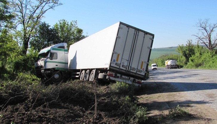 Инцидентът е станал тази нощ около 2 часа на Мойсевия баир