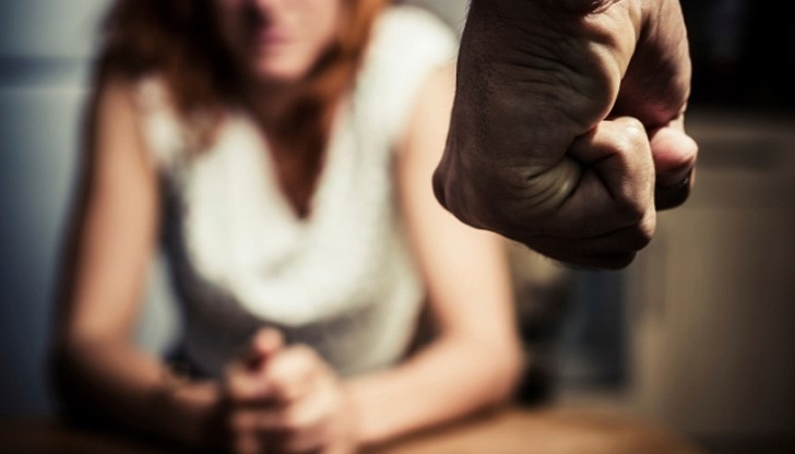 Българката не брои шамара за насилие, всяка е "изяла" поне по един в живота си, коментира психолог Българката не брои шамара за насилие, всяка е "изяла" поне по един в живота си, коментира психолог