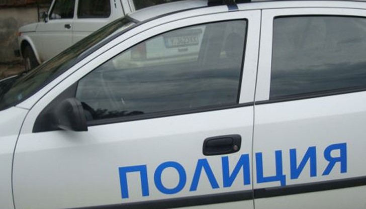 Неизвестните извършители са проникнали в помещението с банкомата, което се намира на централната пешеходна улица Неизвестните извършители са проникнали в помещението с банкомата, което се намира на централната пешеходна улица