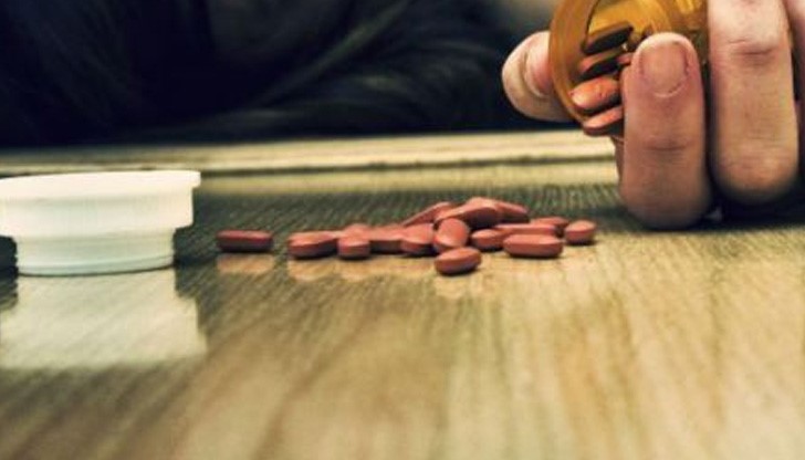 Любовна мъка тласнала младежа към безуумната постъпка