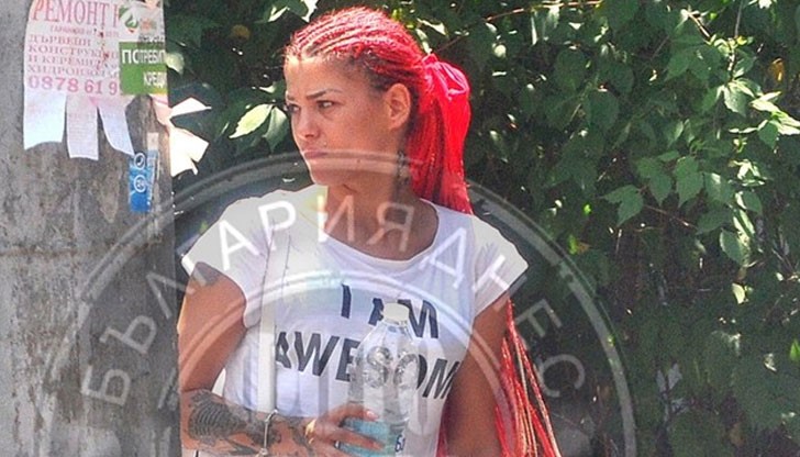 След като отново беше заловена с дрога певицата слага край на кариерата си у нас След като отново беше заловена с дрога певицата слага край на кариерата си у нас