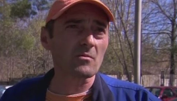 Кучето от зловещия видеоклип, на който се вижда как животното е закачено за автомобил и влачено по пътя, било починало Кучето от зловещия видеоклип, на който се вижда как животното е закачено за автомобил и влачено по пътя, било починало