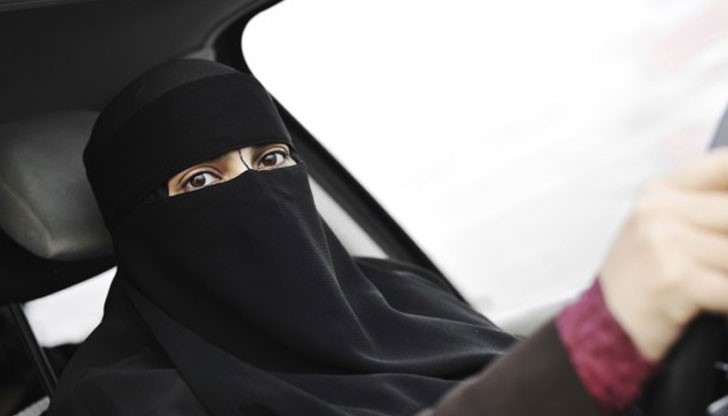 Саудитска Арабия все още не позволява на жените да бъдат шофьори