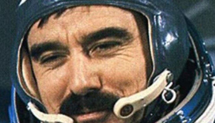 На 10 април 1979 г. в 20 часа и 34 минути московско време в Космоса излетя първият български космонавт Георги Иванов