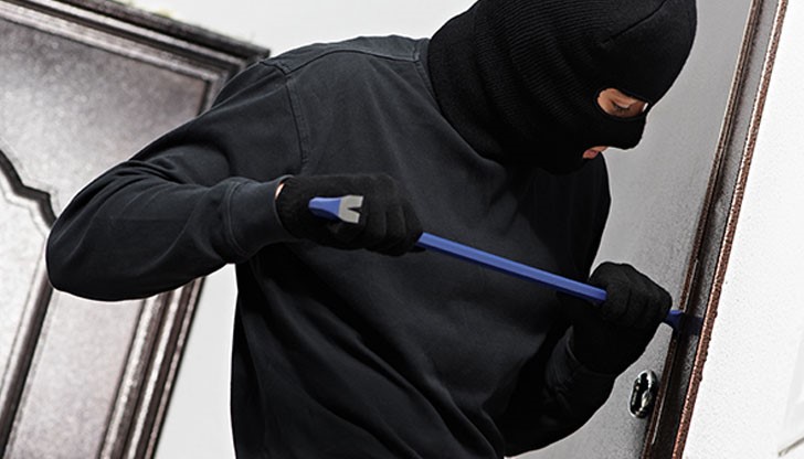 На местопрестъплението е извършен оглед На местопрестъплението е извършен оглед