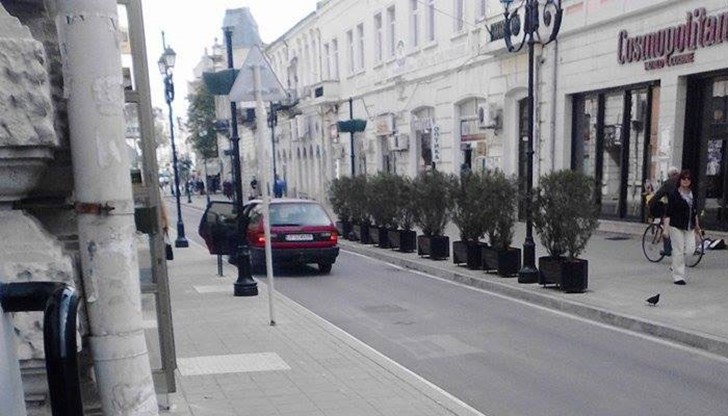 Наглост - в забранена улица, че и в насрещното