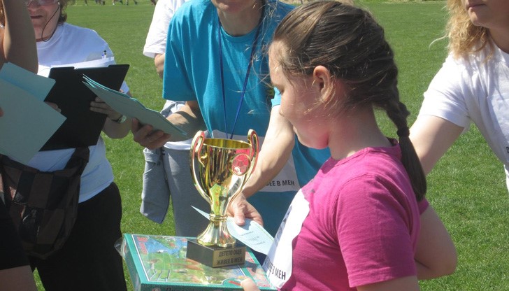 Състезанието беше организирано от Основно училище "Отец Паисий"