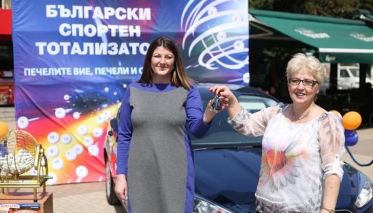 Късметлийката, спечели голямата награда от играта „Втори ТОТО шанс” на Български спортен тотализатор