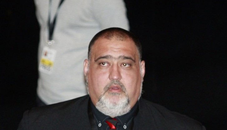 Негови близки твърдят, че не го е убило нито лекарство, нито свръхтегло