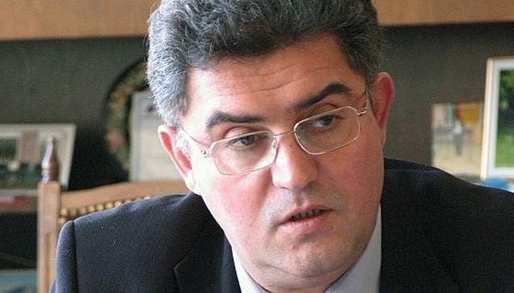 До провеждането на областната конференция Йотов продължава да бъде начело на областната организация на социалистите