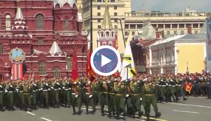 Военният парад по случай Деня на Победата