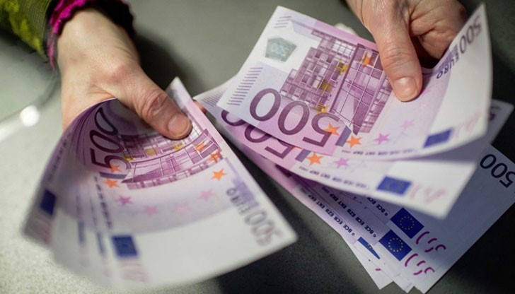 Европейската централна банка обяви в сряда, че спира производството и печатането на банкнотата от 500 евро