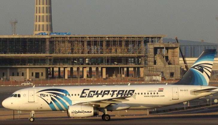 В близост до пилотската кабина е възникнал пожар