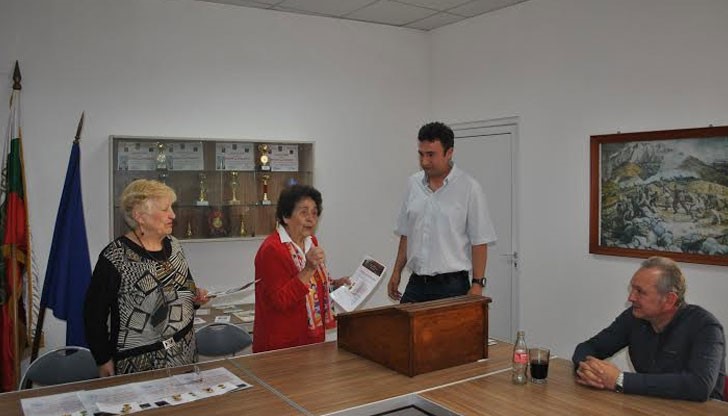 Благодарствени грамоти получиха всички спонсори и дарители на паметника