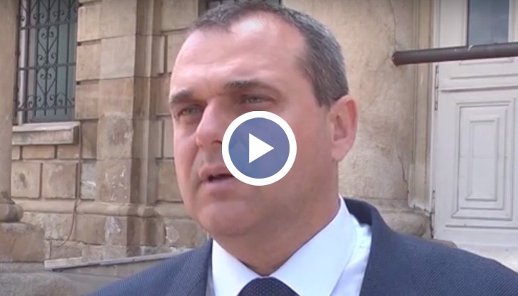 Народният представител Искрен Веселинов заяви, че няма ограничаване на права на български граждани