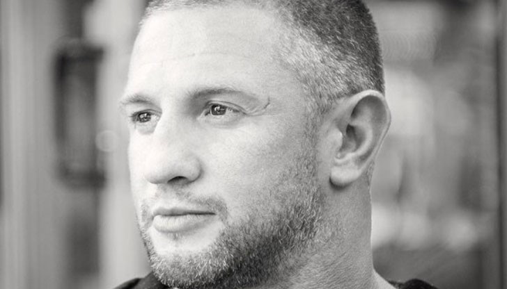 Шампионът по карате киокушин Пламен Добрев е пътувал в кортеж с известен бургаски бизнесмен