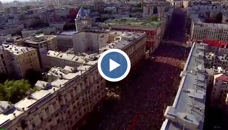 Парад в памет на загиналите във Втората световна война