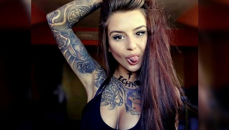 Невена  е истинска сензация в университета с татуировките си