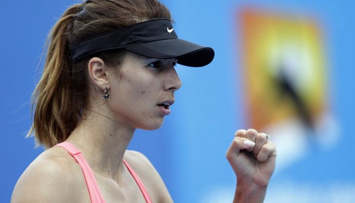 На 1/8-финалите българката ще се изправи срещу втората поставена в схемата Агнешка Радванска