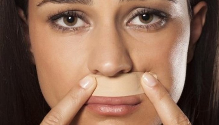 Една поема за обезкосмяването и борбата на жените с естествената им растителност стана хит в социалната мрежа