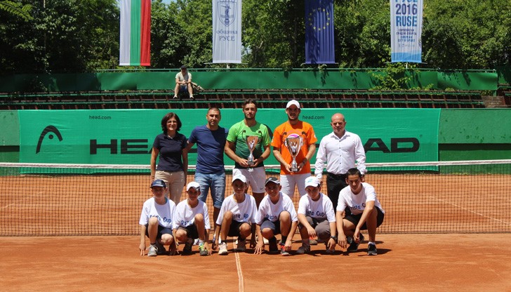 В традиционния вече за Русе турнир по тенис, участие взеха 82-ма елитни състезатели от 18 държави